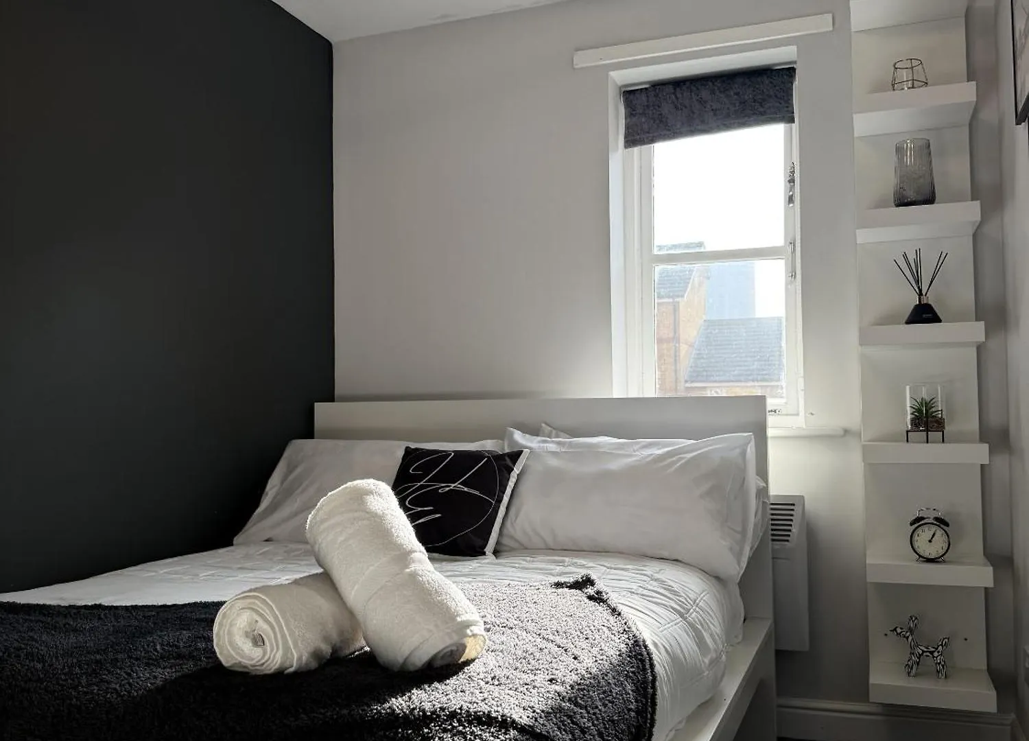 2 Bed Apartment In Greenwich, Free Parking, Dlr London